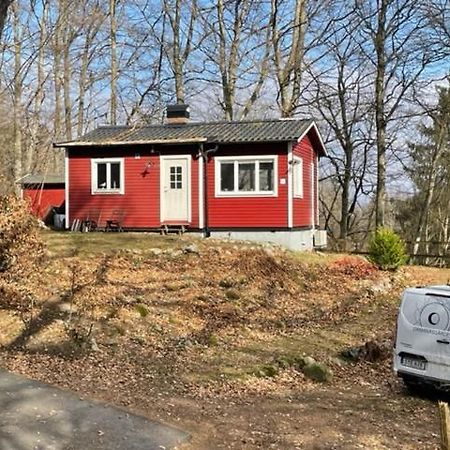Totalrenoverad Liten Stuga Tjornarp Eksteriør bilde